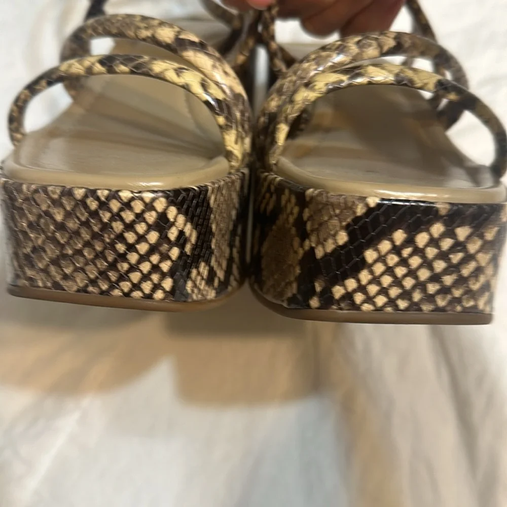 Michael Kors sandals - Picture 8 of 10